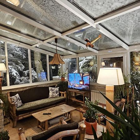 Boutique Hotel Forest Retreat (Adults Only) בוסטאני מראה חיצוני תמונה
